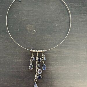 necklace/choker